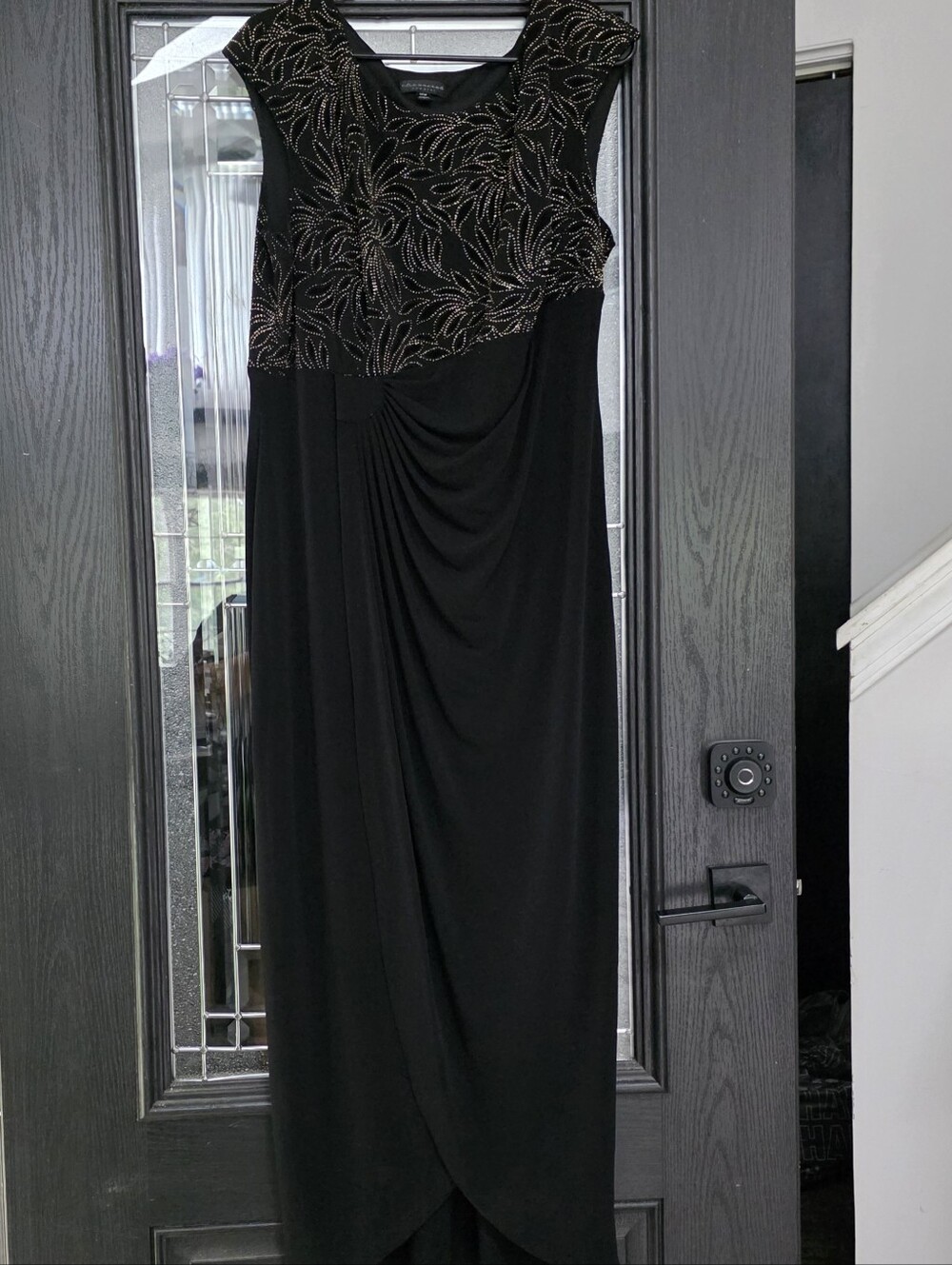Connected apparel Black Maxi Dress with Gold Floral Bodice (SIZE :14W) - Picture 9 of 9